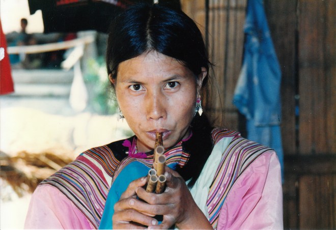 Lisu hilltribe woman, Doi Suthep, 1991. Photo ©Caron Eastgate Dann 1991.